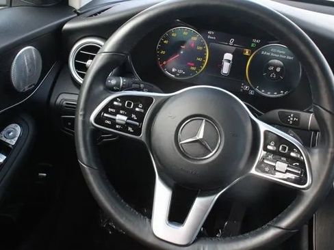 Used 2021 Mercedes-Benz GLC 300 4MATIC image 28