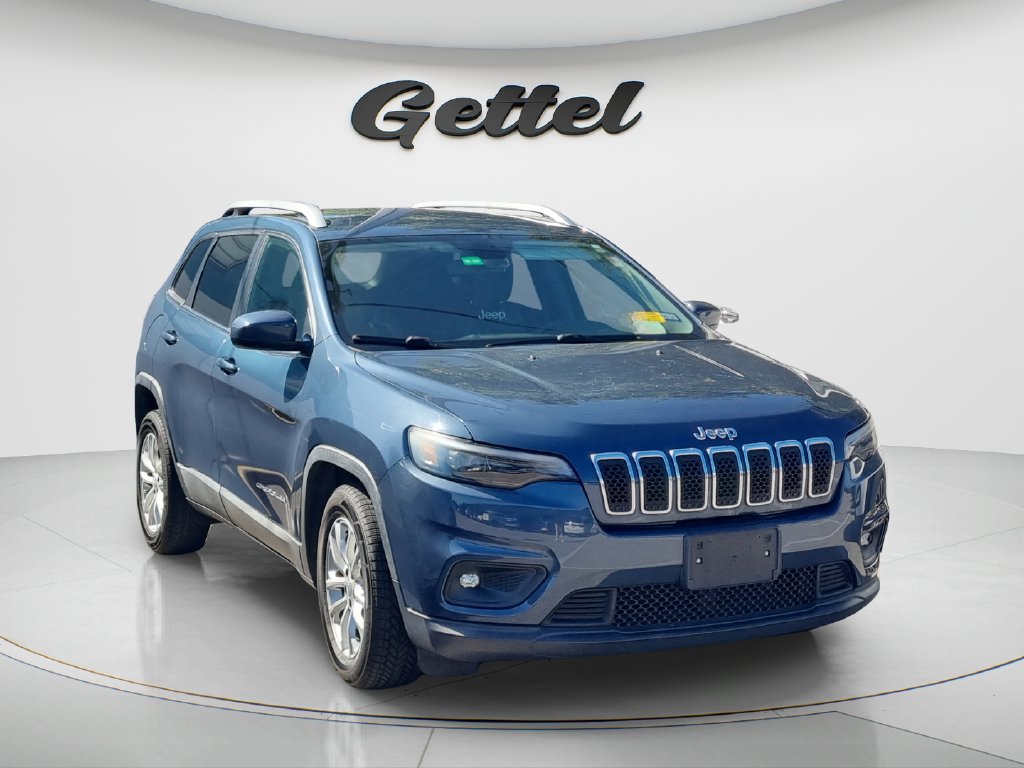 Used 2019 Jeep Cherokee Latitude w/ Popular Appearance Group FWD image 2
