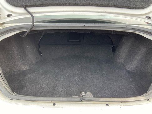 Used 2012 Chrysler 200 S FWD image 16