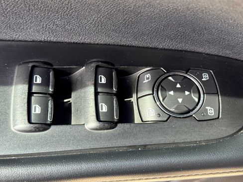 Used 2019 Lincoln Nautilus Reserve AWD/4WD image 17
