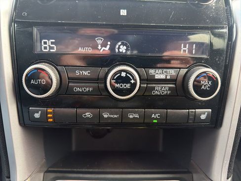 Used 2019 Subaru Ascent Premium image 39