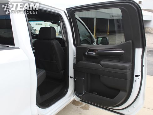 Used 2024 GMC Sierra 1500 SLT AWD/4WD image 21