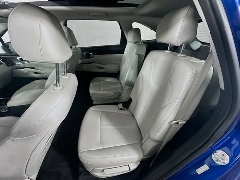 Used 2023 Kia Sorento SX FWD image 25