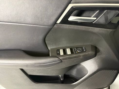 Used 2024 Mitsubishi Outlander SE image 22