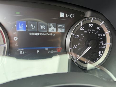 Certified 2025 Toyota Highlander XLE AWD/4WD image 11