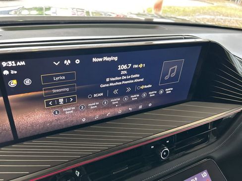 Used 2025 INFINITI QX80 Autograph w/ Premium Cargo Package image 7