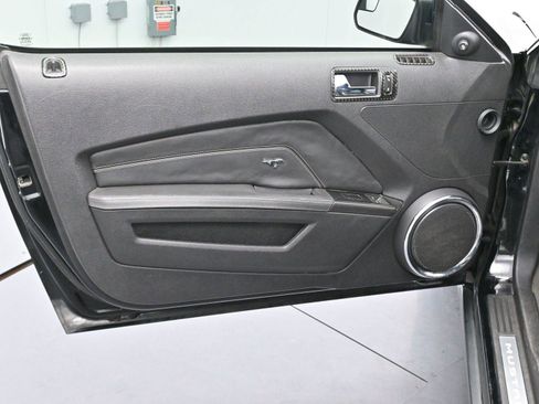 Used 2012 Ford Mustang GT Premium w/ Brembo Brake Pkg image 10