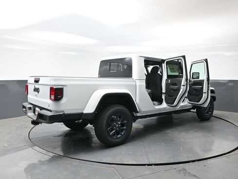 New 2026 Jeep Gladiator Sport AWD/4WD image 46