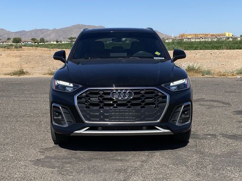 Used 2022 Audi Q5 2.0T Premium Plus w/ Premium Plus Package AWD/4WD image 8