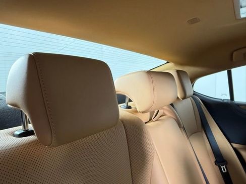 Certified 2025 Lexus ES 300h w/ Premium Package image 29