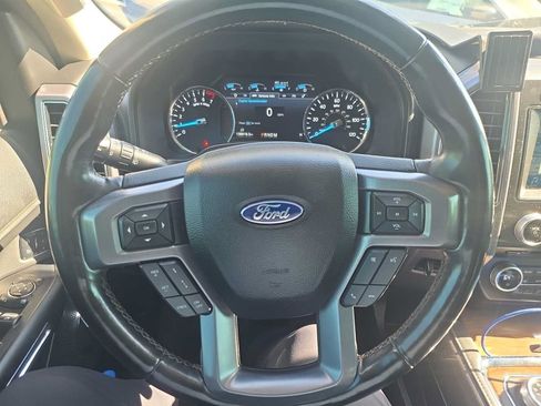 Used 2018 Ford Expedition Max Platinum AWD/4WD image 13