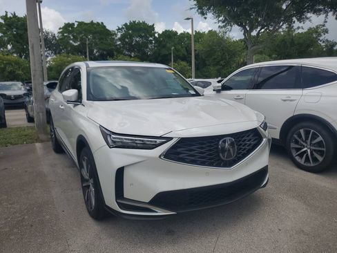 Used 2025 Acura MDX w/ Technology Package FWD image 1