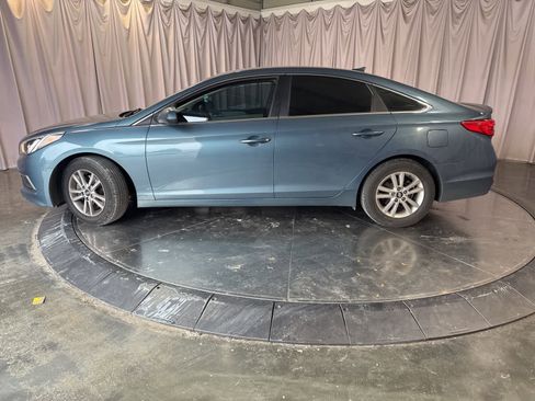 Used 2017 Hyundai Sonata SE w/ Cargo Package image 8