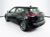 Used 2024 Nissan Kicks SV image 5
