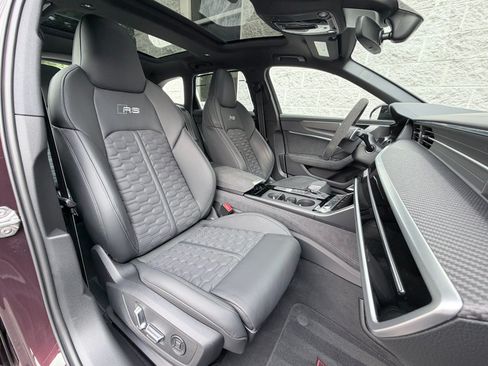 Used 2024 Audi RS 6 performance AWD/4WD image 46