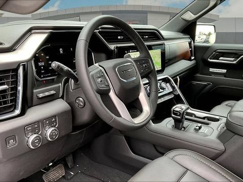 New 2026 GMC Sierra 1500 Denali w/ Technology Package AWD/4WD image 7