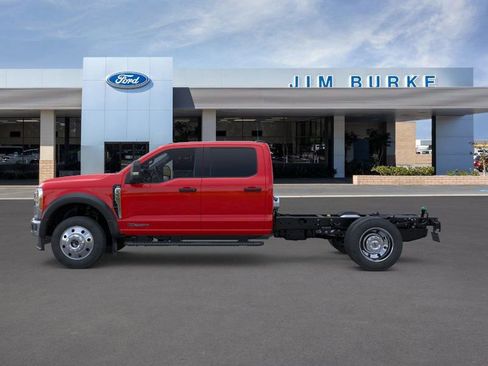 New 2025 Ford F550 XLT w/ XLT Value Package image 3