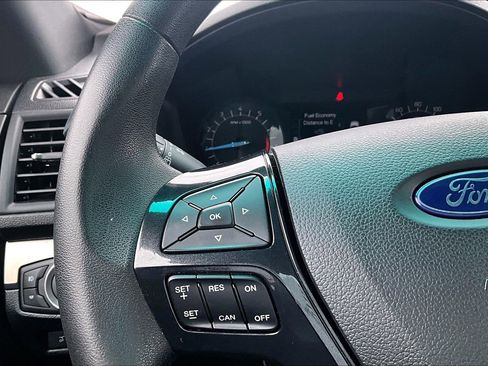 Used 2017 Ford Explorer Base w/ Ultimate Wiring Package image 12
