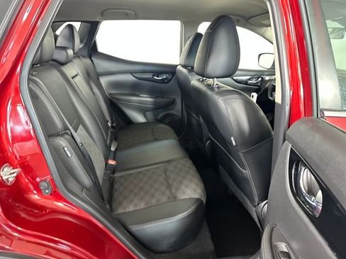 Used 2022 Nissan Rogue Sport SV w/ Technology Package image 27