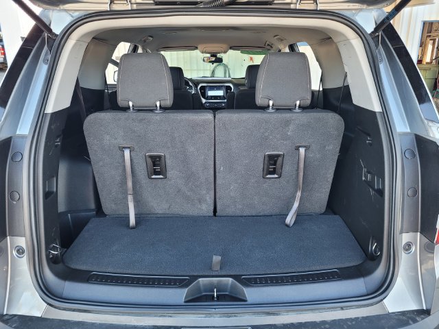Used 2021 GMC Acadia SLE FWD image 26
