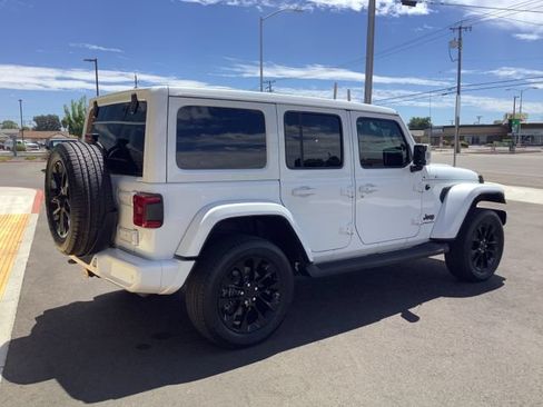 Used 2023 Jeep Wrangler Unlimited Sahara AWD/4WD image 36
