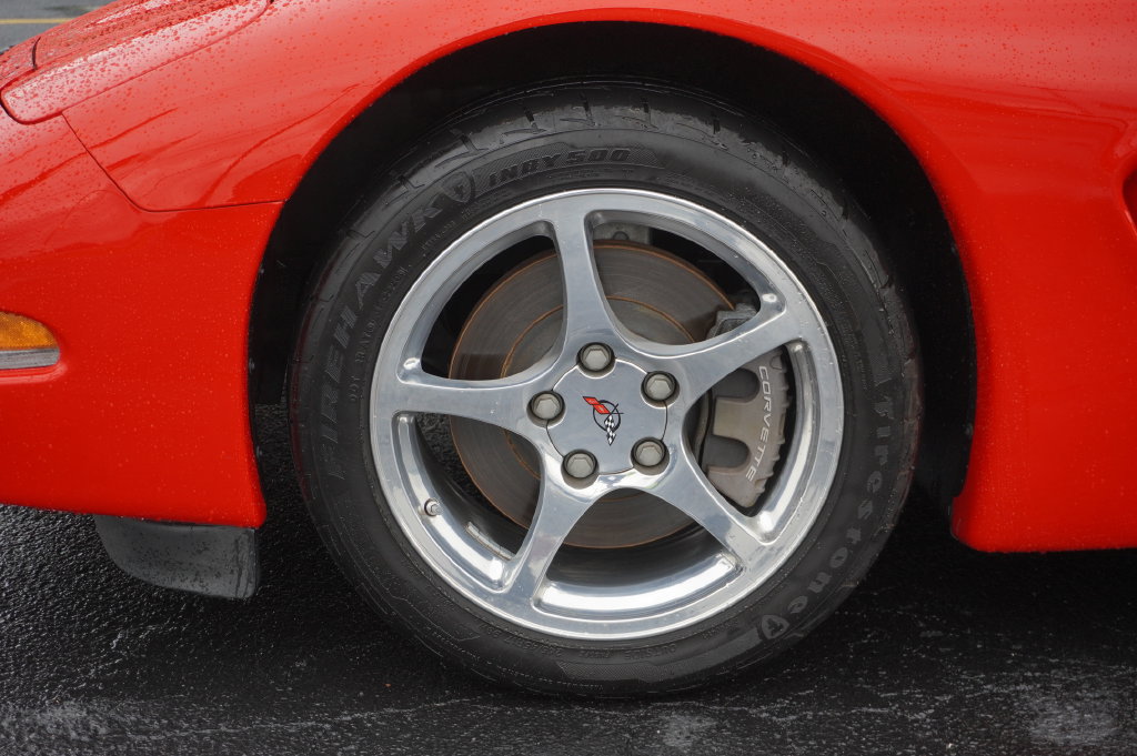 Used 2000 Chevrolet Corvette Convertible w/ Memory Pkg RWD image 11