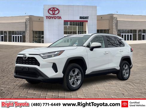 Certified 2025 Toyota RAV4 XLE image 1