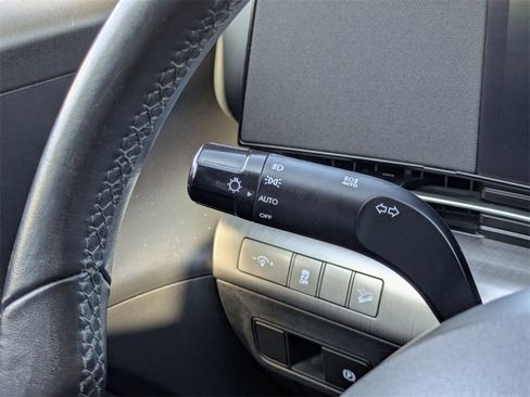 Certified 2024 Hyundai Kona SEL image 22