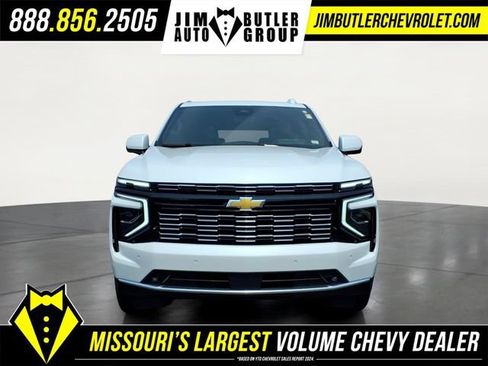 Used 2026 Chevrolet Suburban High Country AWD/4WD image 29
