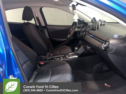 Used 2018 Toyota Yaris iA image 10