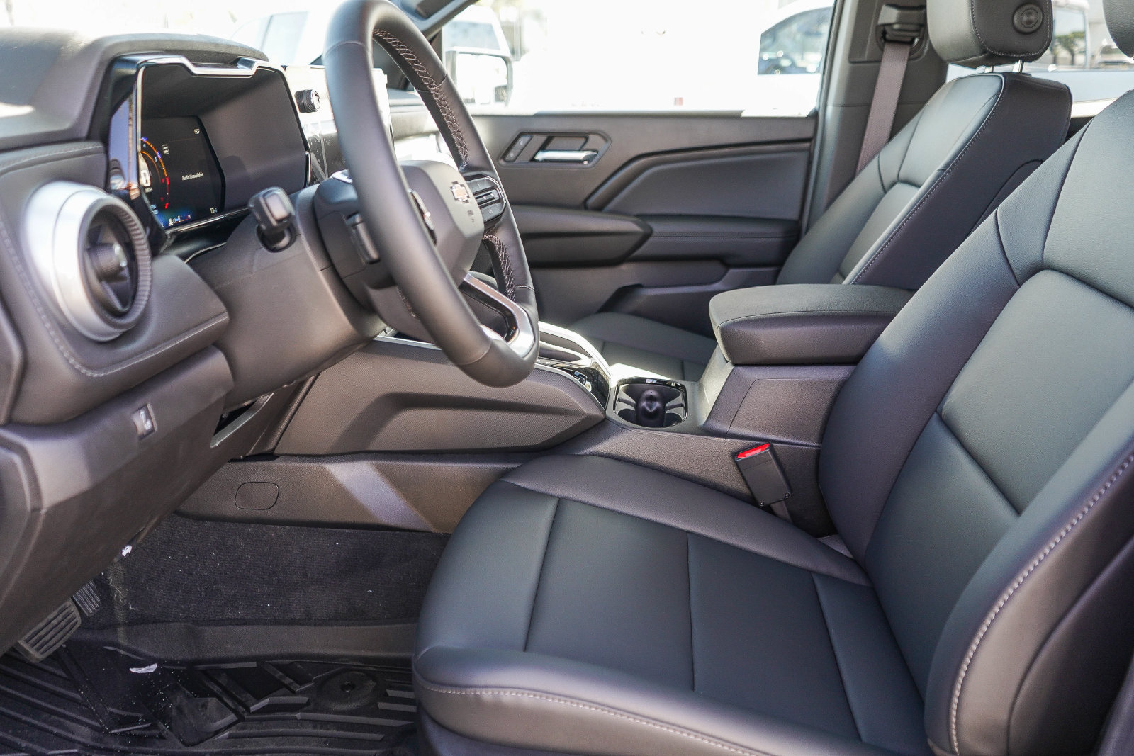 New 2026 Chevrolet Colorado LT w/ LT Convenience Package RWD image 19