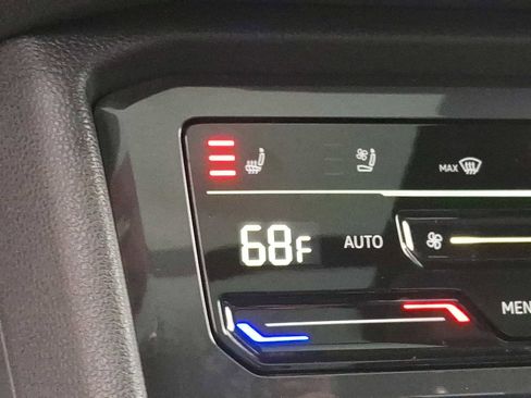 Used 2022 Volkswagen Tiguan SEL R-Line image 19