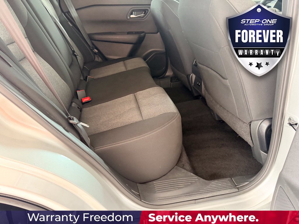 Used 2024 Nissan Rogue SV FWD image 35