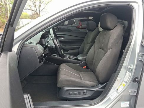 Used 2024 Honda Accord Sport image 13