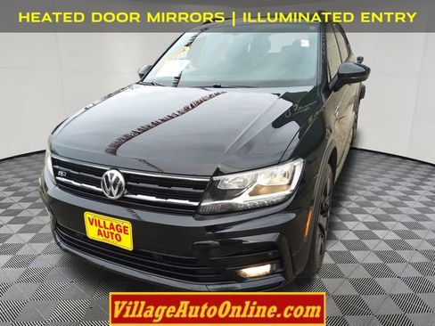 Used 2021 Volkswagen Tiguan SE R-Line image 18