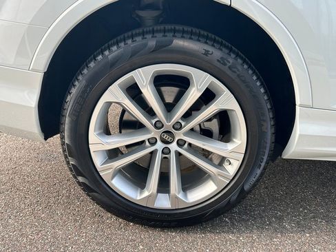 New 2025 Audi Q7 2.0T Premium w/ Convenience Package AWD/4WD image 60
