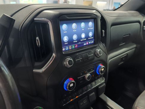 Used 2019 GMC Sierra 1500 AT4 w/ AT4 Premium Package AWD/4WD image 10