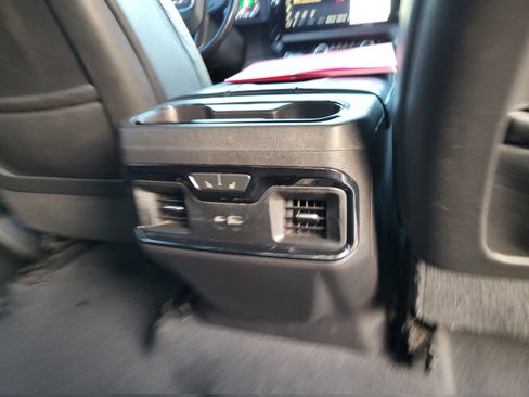 Used 2022 GMC Sierra 1500 AT4X image 18