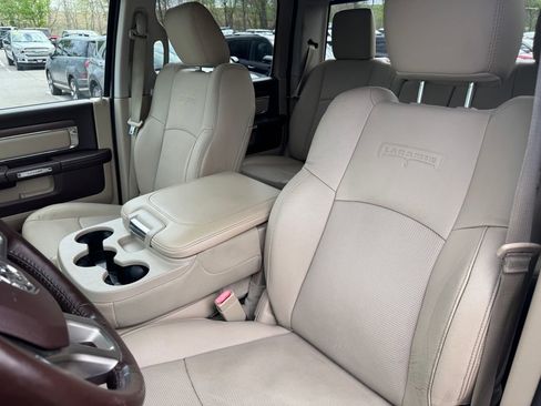Used 2015 RAM 1500 Laramie w/ Convenience Group AWD/4WD image 21