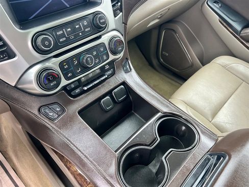 Used 2015 Chevrolet Tahoe LT image 32