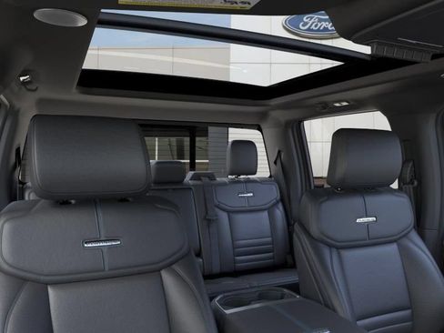 New 2025 Ford F350 Platinum AWD/4WD image 22