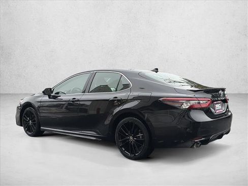 Used 2023 Toyota Camry XSE image 7