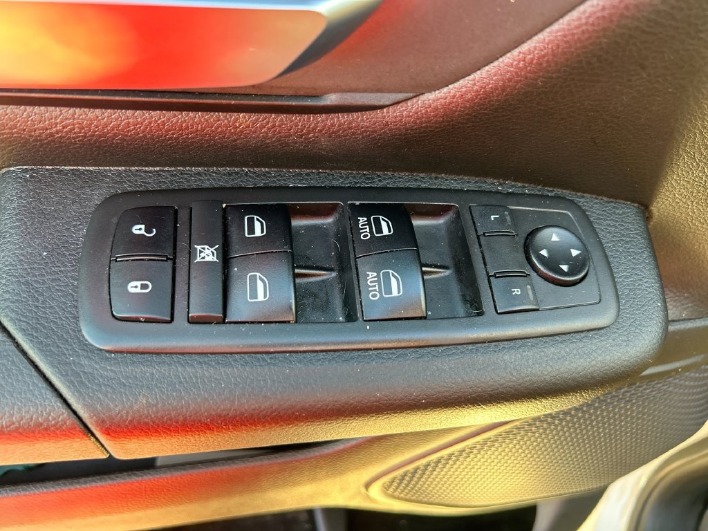 Used 2019 RAM 1500 Tradesman AWD/4WD image 12