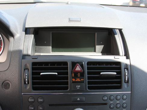 Used 2009 Mercedes-Benz C 300 4MATIC Sedan image 30