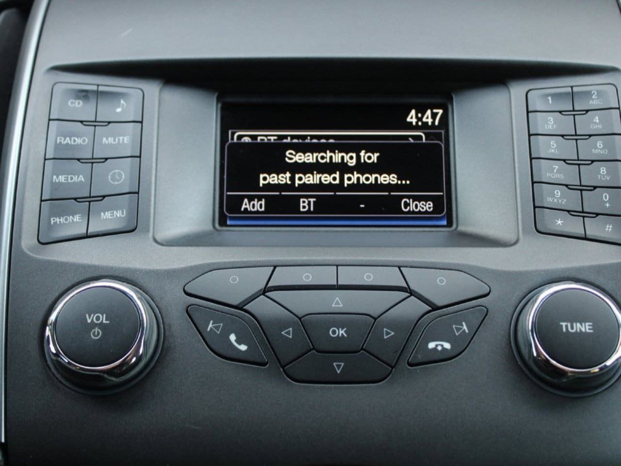Used 2017 Ford Edge SE FWD image 19
