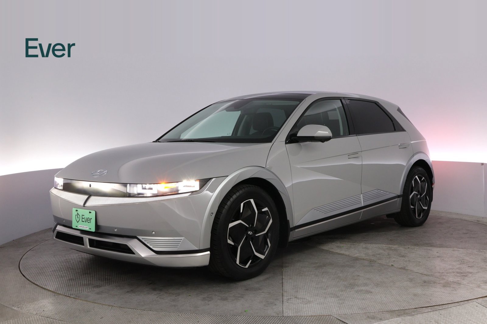 Used 2024 Hyundai Ioniq 5 Limited RWD image 2