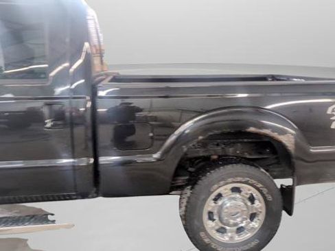 Used 2015 Ford F250 Lariat w/ Chrome Package image 30