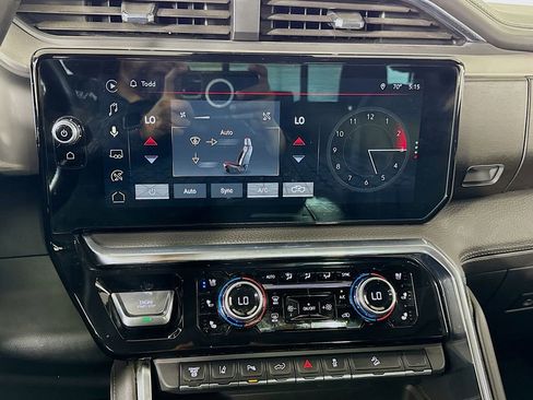 Used 2024 GMC Sierra 3500 Denali w/ Technology Package AWD/4WD image 11