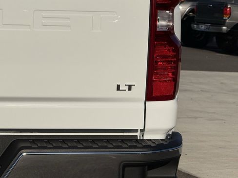 Used 2025 Chevrolet Silverado 3500 LT w/ Convenience Package image 38