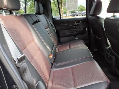 Used 2021 Honda Ridgeline Black Edition image 19